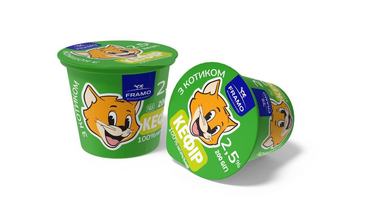 Кефір питний ФРАНКІВСЬКИЙ МОЛОКОЗАВОД жирністю 2,5% фас. 200 грам